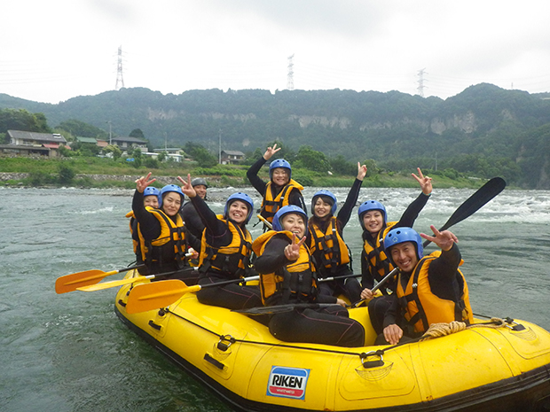 2日目はラフティングとBBQ