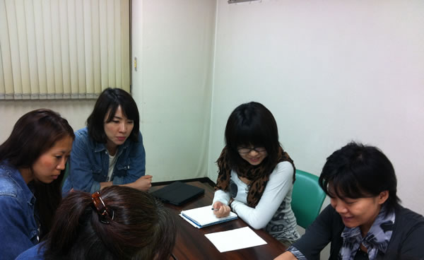 恵比寿駅前店チームも人数が増えてきました。